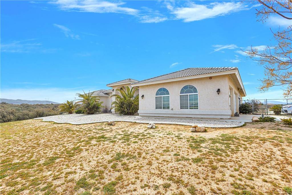 Oak Hills, CA 92344,Address not disclosed