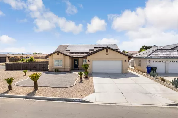 Helendale, CA 92342,27220 Strawberry LN