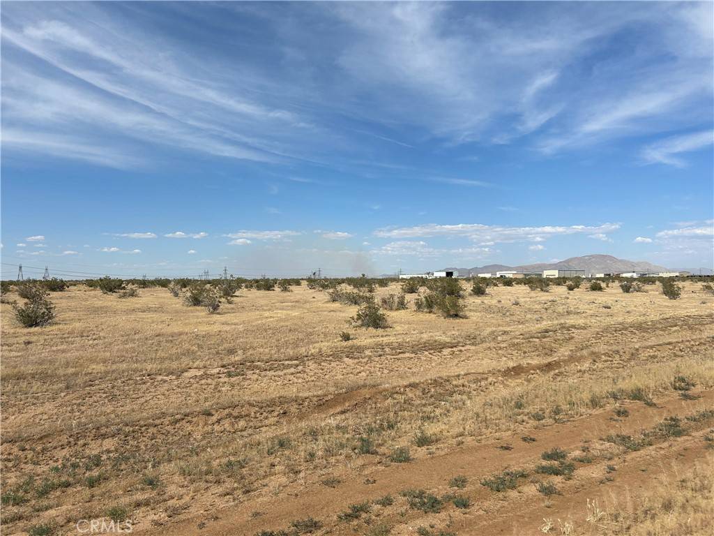 Adelanto, CA 92301,0 Cassia