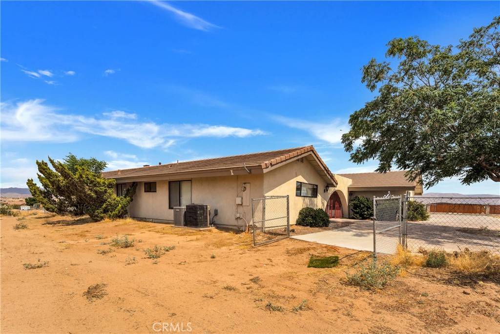 Hesperia, CA 92345,18530 Eucalyptus ST