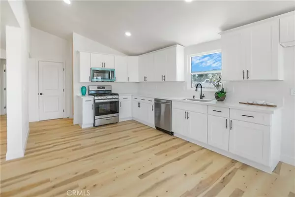 Phelan, CA 92371,14245 Mescalero RD