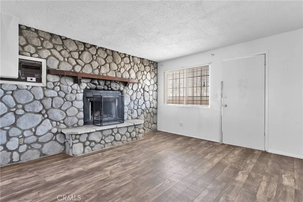 Lucerne Valley, CA 92356,40225 Abelia ST