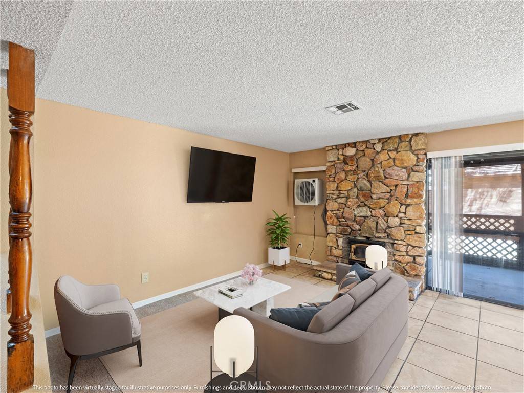 Helendale, CA 92342,14736 Chaparral LN #12