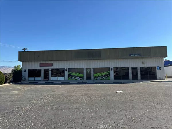 13631 Navajo RD, Apple Valley, CA 92308