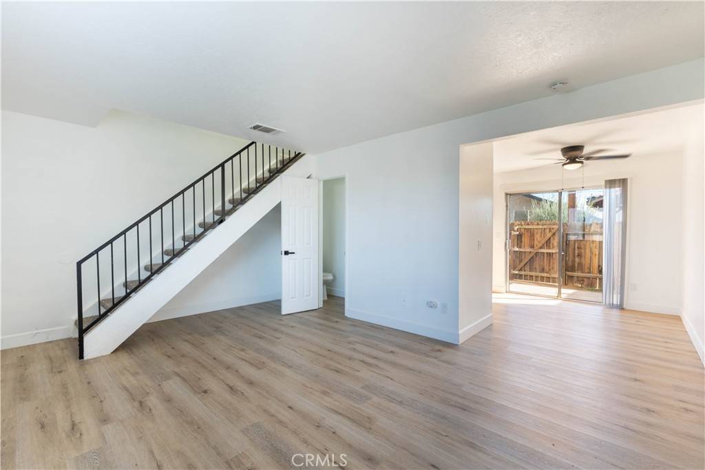 Hesperia, CA 92345,13945 Smoke Tree ST