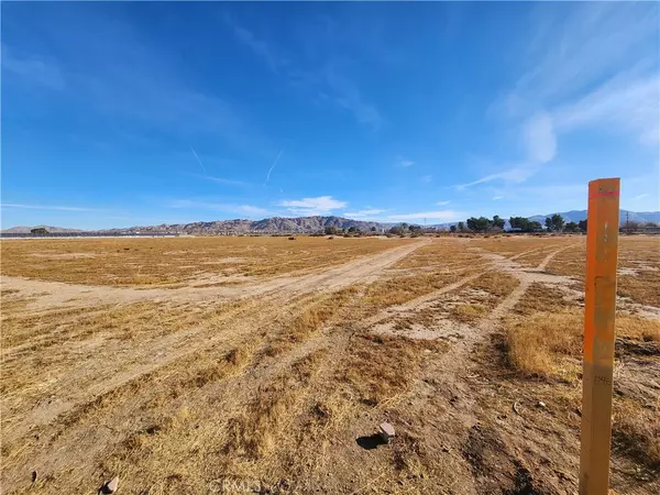 Apple Valley, CA 92307,0 Navajo RD