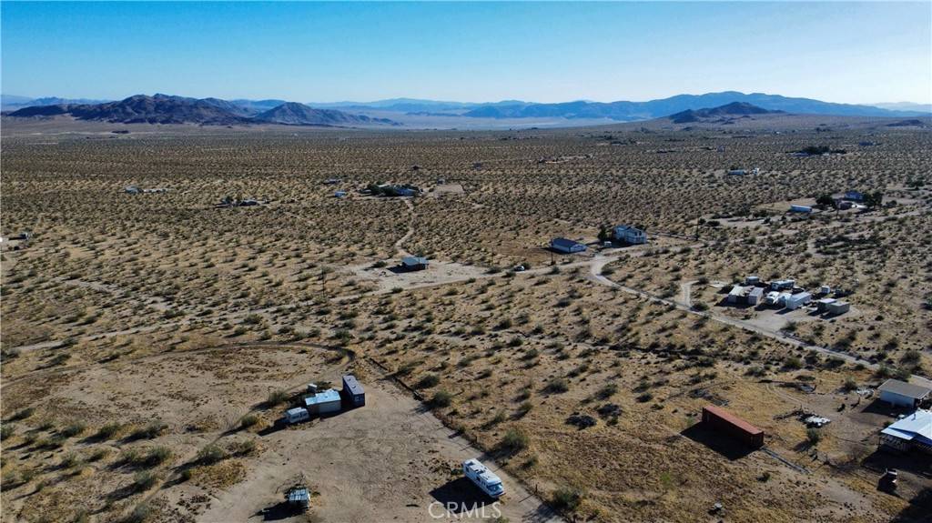 Landers, CA 92285,702 Bell RD