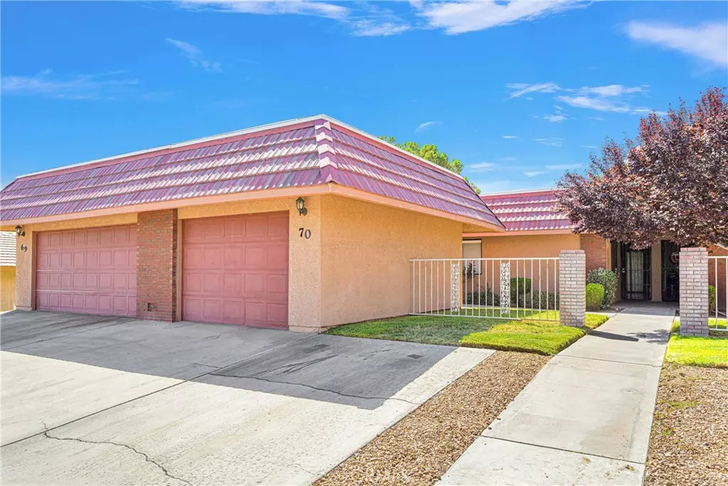 Helendale, CA 92342,27535 Lakeview DR #70