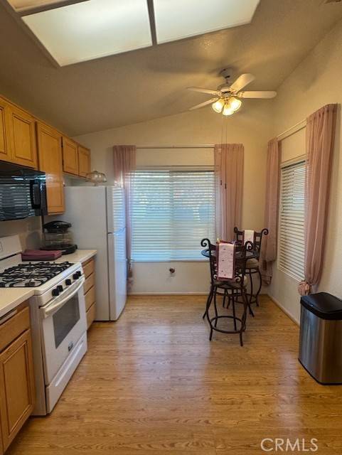 Victorville, CA 92392,12804 Sweetwater DR