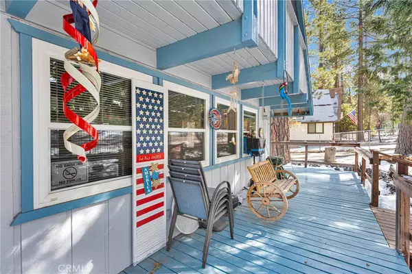 Wrightwood, CA 92397,1386 Helen ST