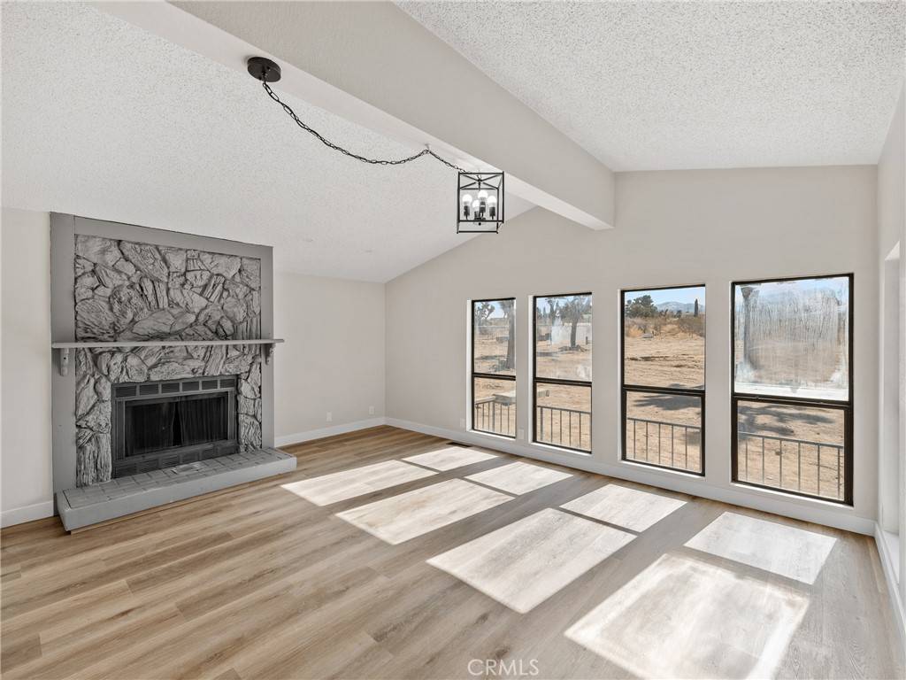 Pinon Hills, CA 92372,11773 Redwood RD