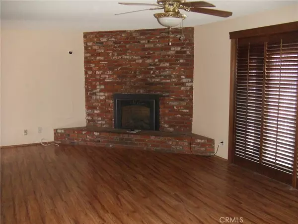 Apple Valley, CA 92307,15100 Blackfoot RD