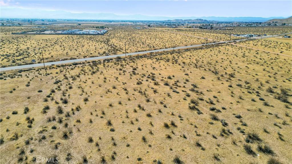 Apple Valley, CA 92307,0 Corwin RD