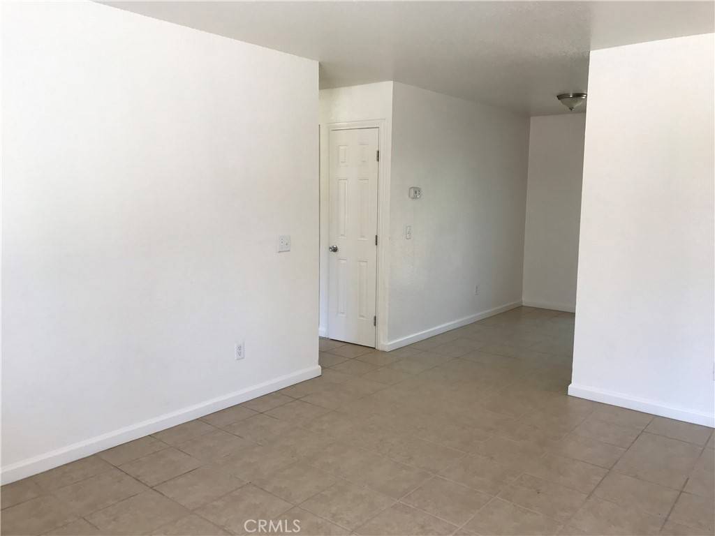 Hesperia, CA 92345,16784 Sultana ST #3