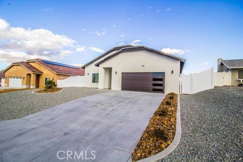Helendale, CA 92342,26593 Mainsail LN