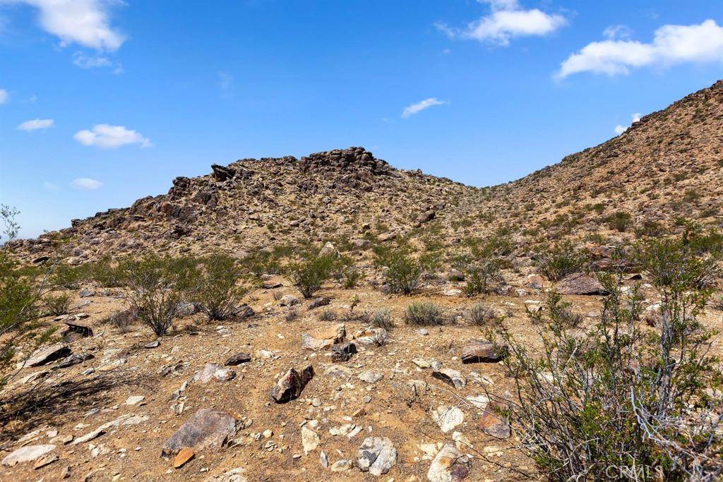 Apple Valley, CA 92307,0 Clark RD