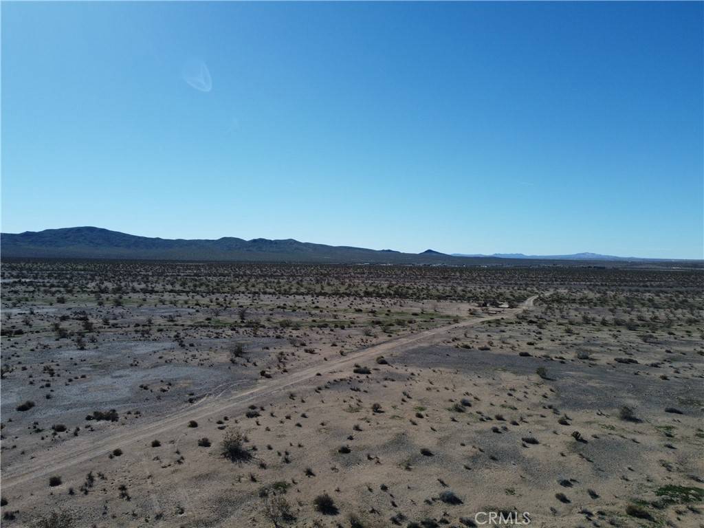 Oro Grande, CA 92368,2 Yucca Trail