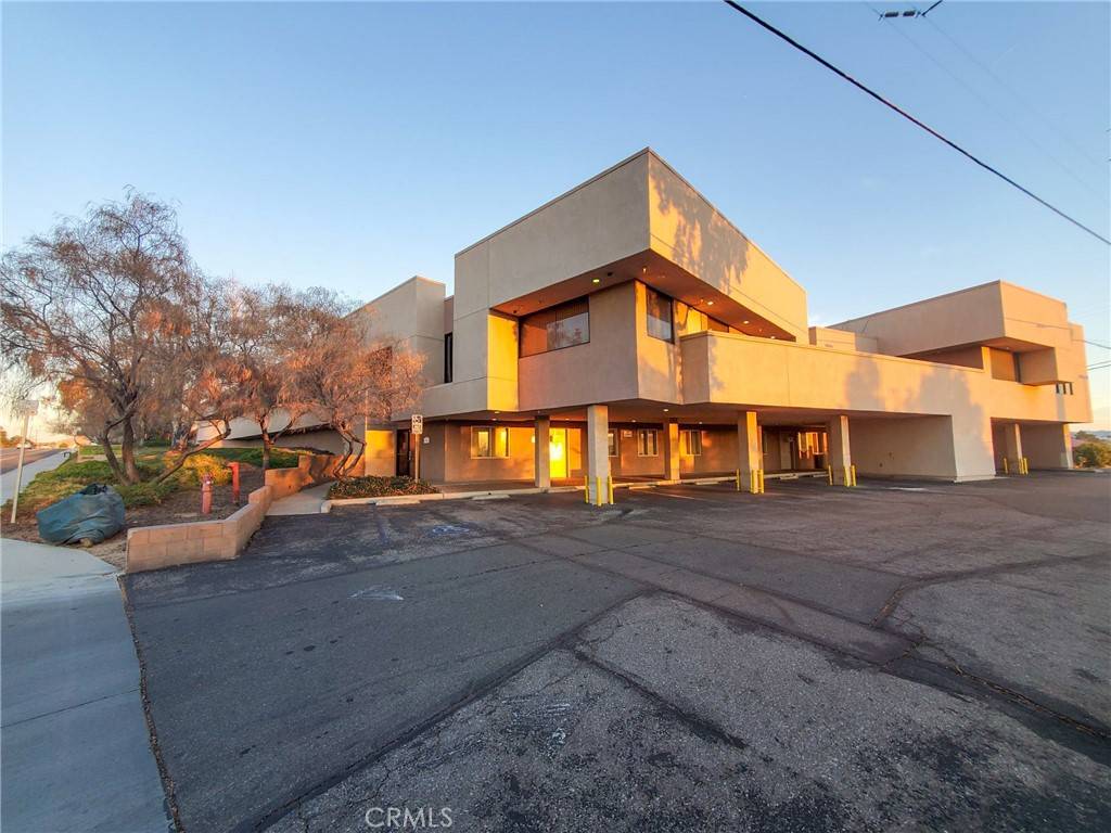 Apple Valley, CA 92307,18523 Corwin RD #J