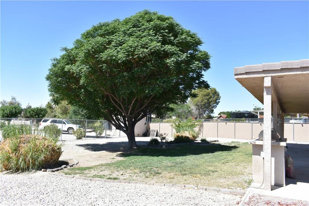 Helendale, CA 92342,26709 Lakeview DR