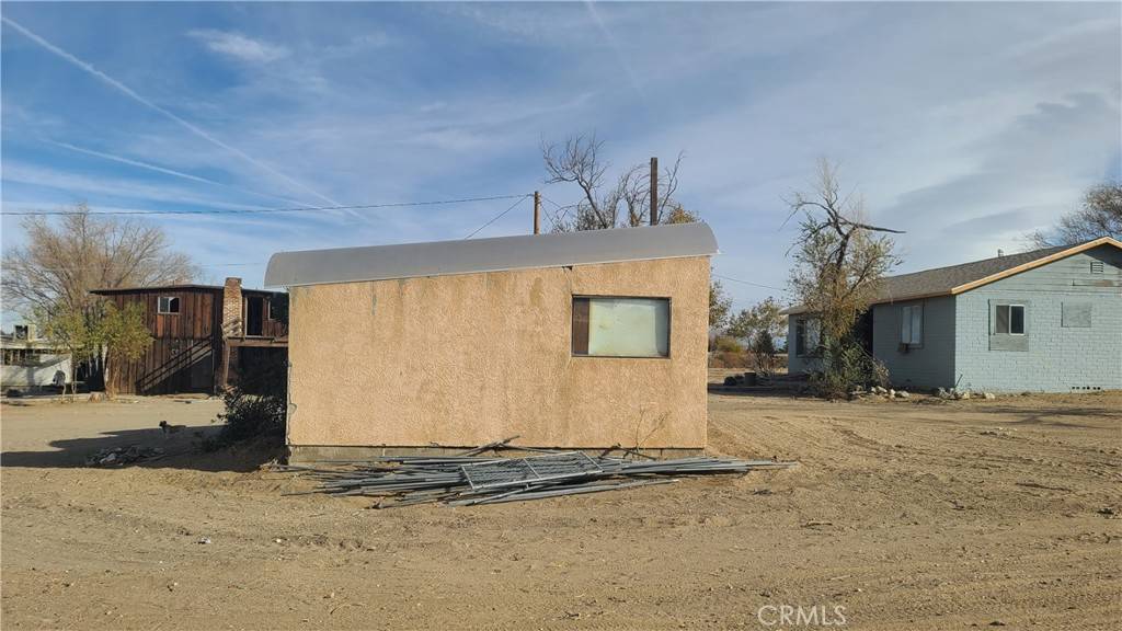 Phelan, CA 92371,4283 4285 Smoke Tree RD