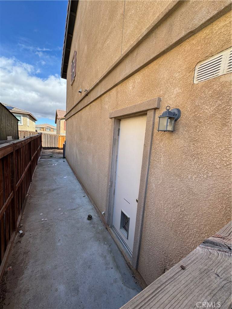 Hesperia, CA 92344,13118 Cerritos CT