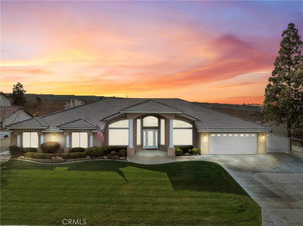 Victorville, CA 92395,13670 Hidden Valley RD