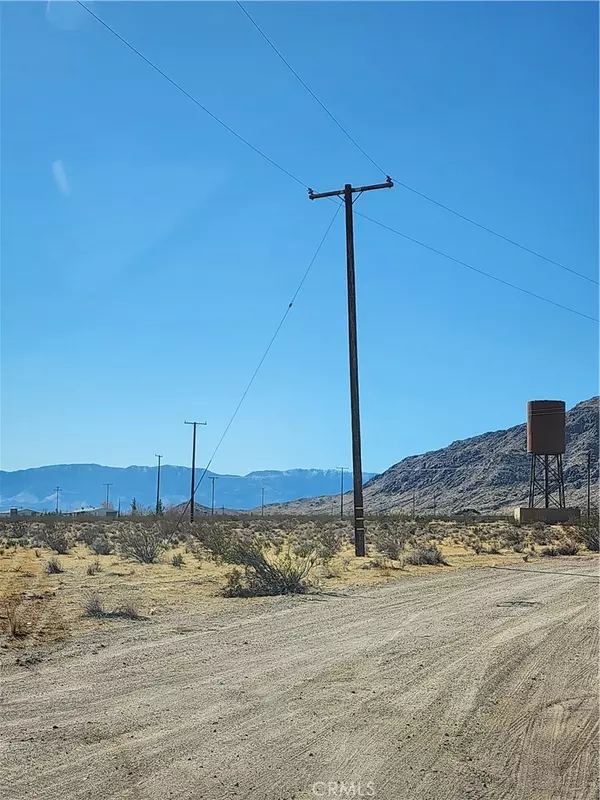 Lucerne Valley, CA 92356,502 Cascadian AVE