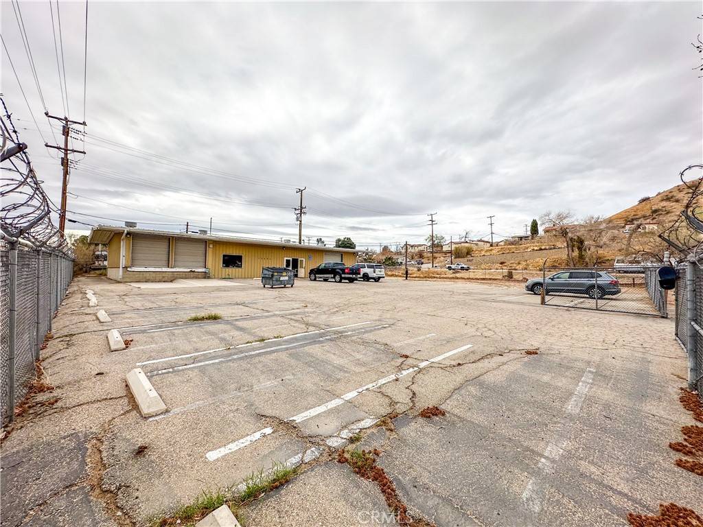 Victorville, CA 92395,15691 1st ST