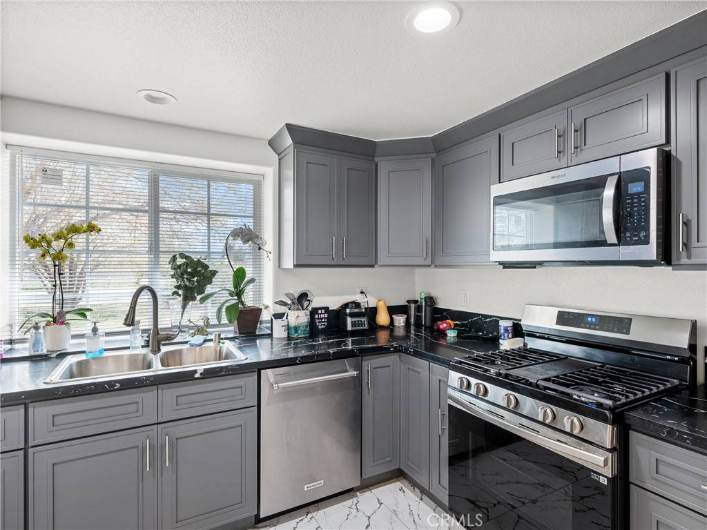 Hesperia, CA 92345,14606 Orange ST