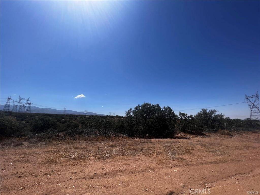 Oak Hills, CA 92344,0 Alta Mesa RD