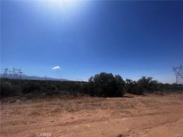 Oak Hills, CA 92344,0 Alta Mesa RD