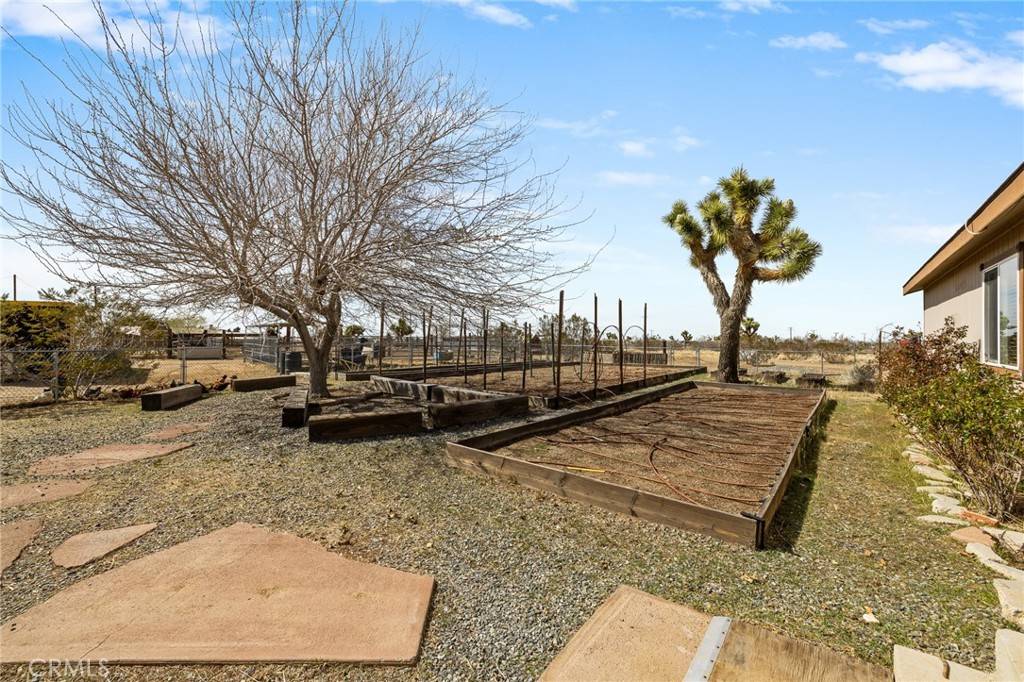 Oak Hills, CA 92344,10780 Verbena RD