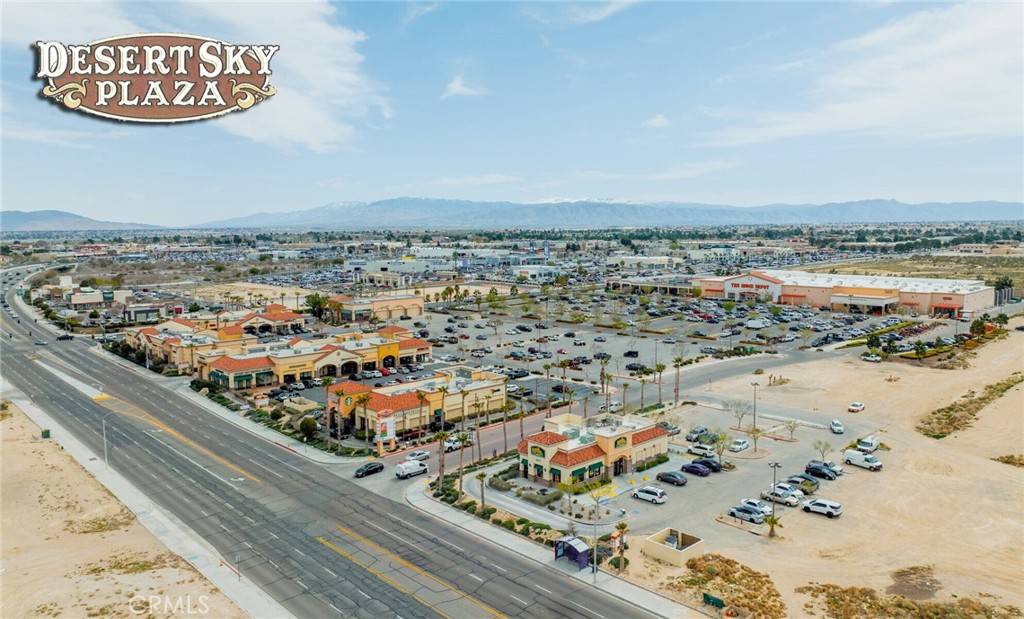 Victorville, CA 92392,15667 Roy Rogers DR #106