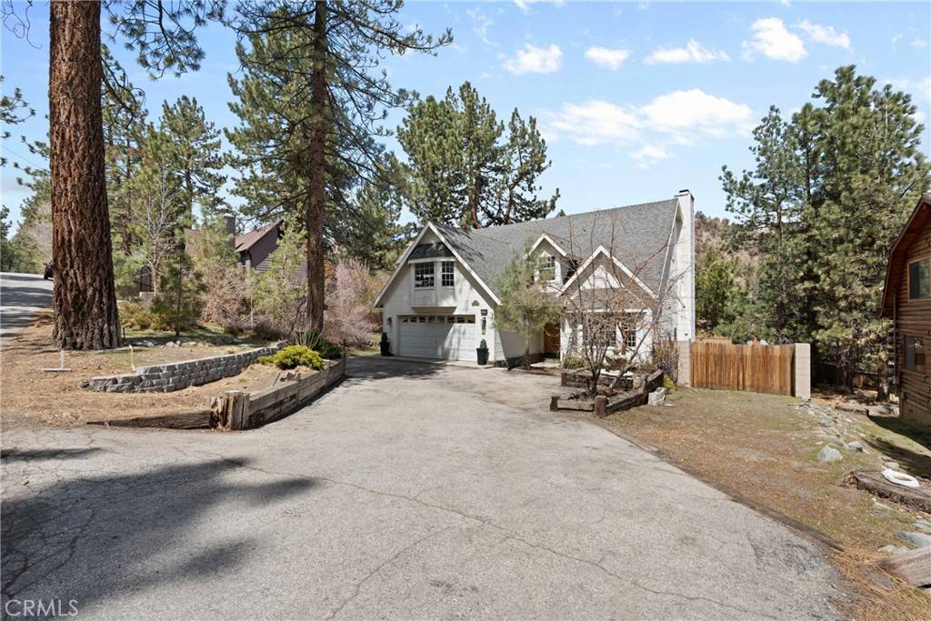 Wrightwood, CA 92397,786 Lark RD
