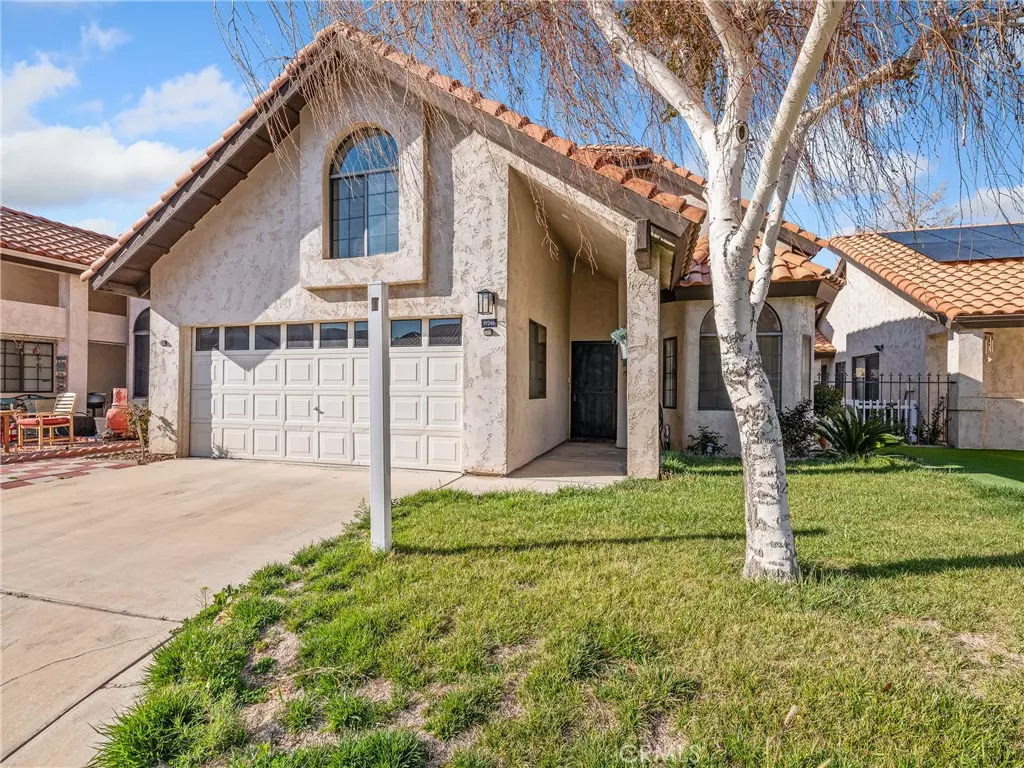 Apple Valley, CA 92308,19246 Pine WAY