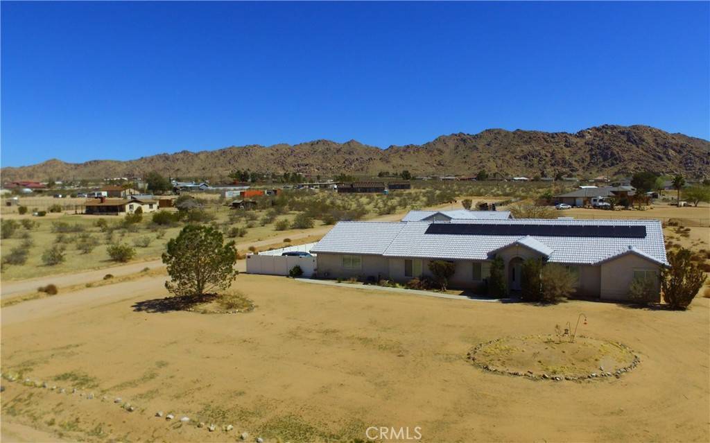 Apple Valley, CA 92307,17389 Central RD