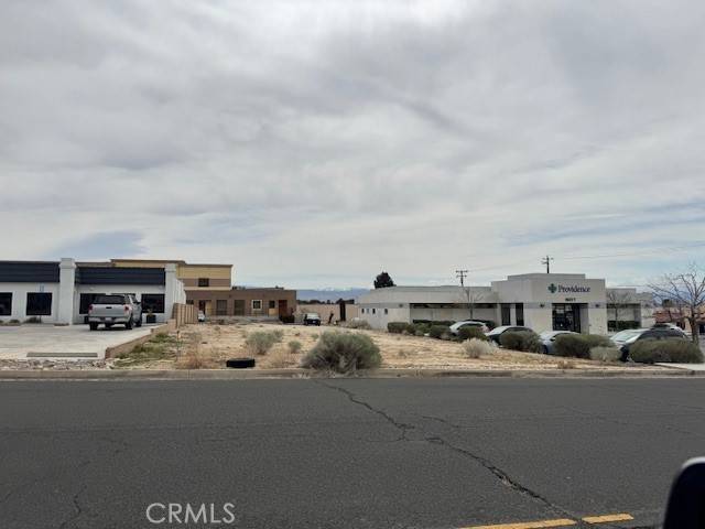 16083 Kamana RD, Apple Valley, CA 92307