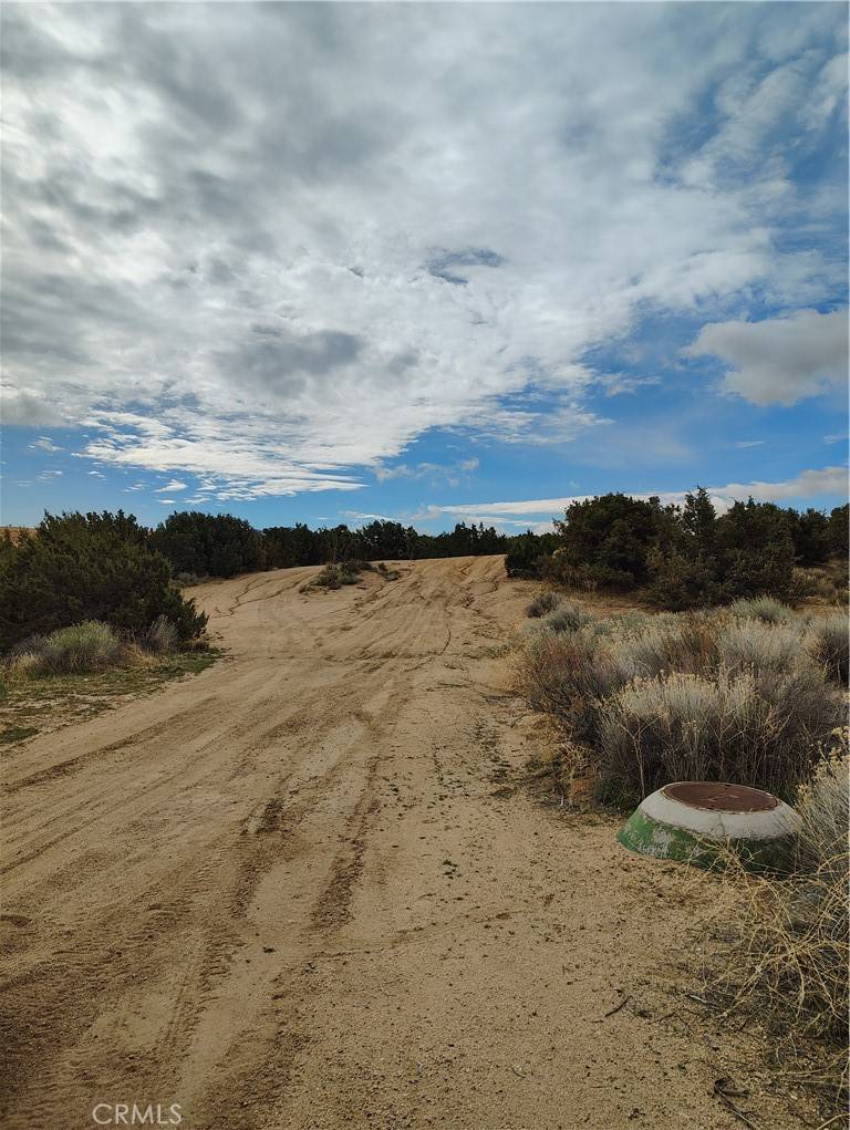 Hesperia, CA 92345,0 Oxford AVE