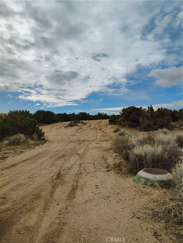 Hesperia, CA 92345,0 Oxford AVE