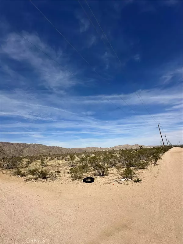 Apple Valley, CA 92308,14 Canyon View RD