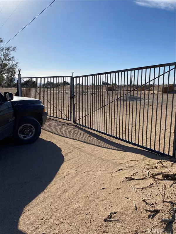 Newberry Springs, CA 92365,39375 Tami RD