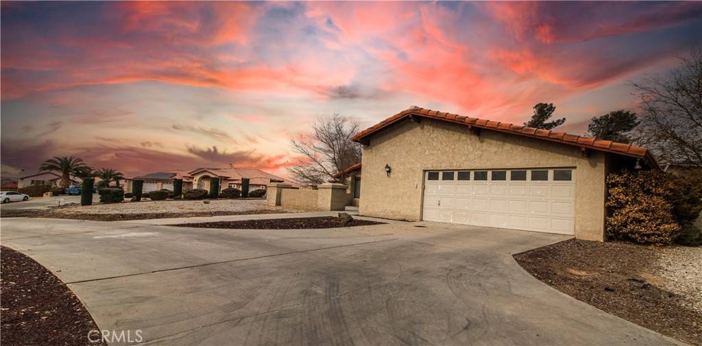 Apple Valley, CA 92308,19976 Eyota RD