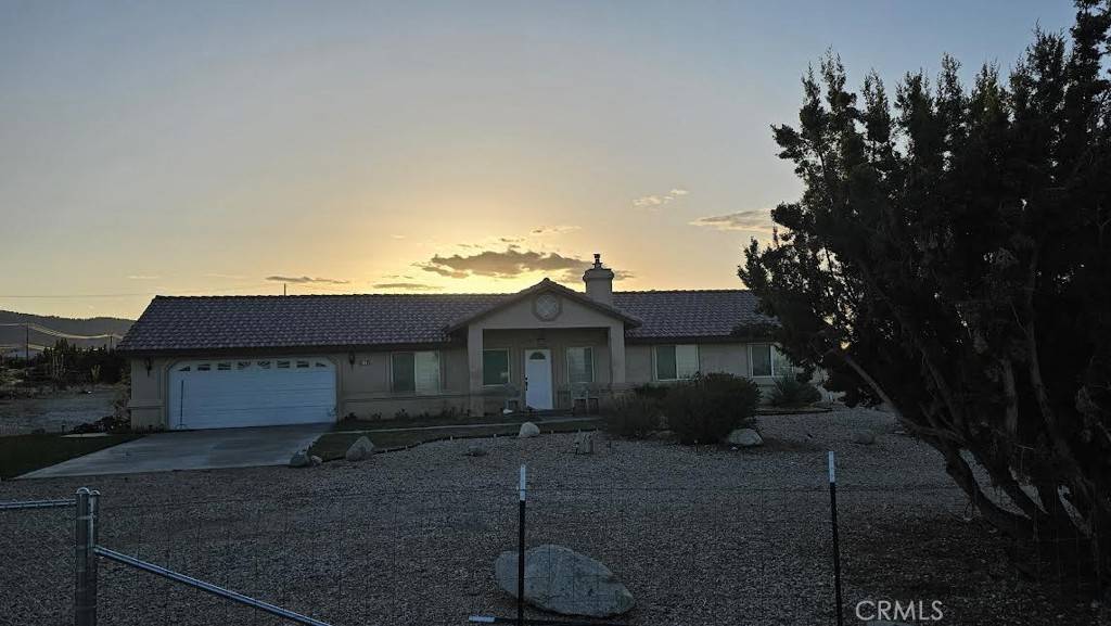 Phelan, CA 92371,9770 Mescalero RD