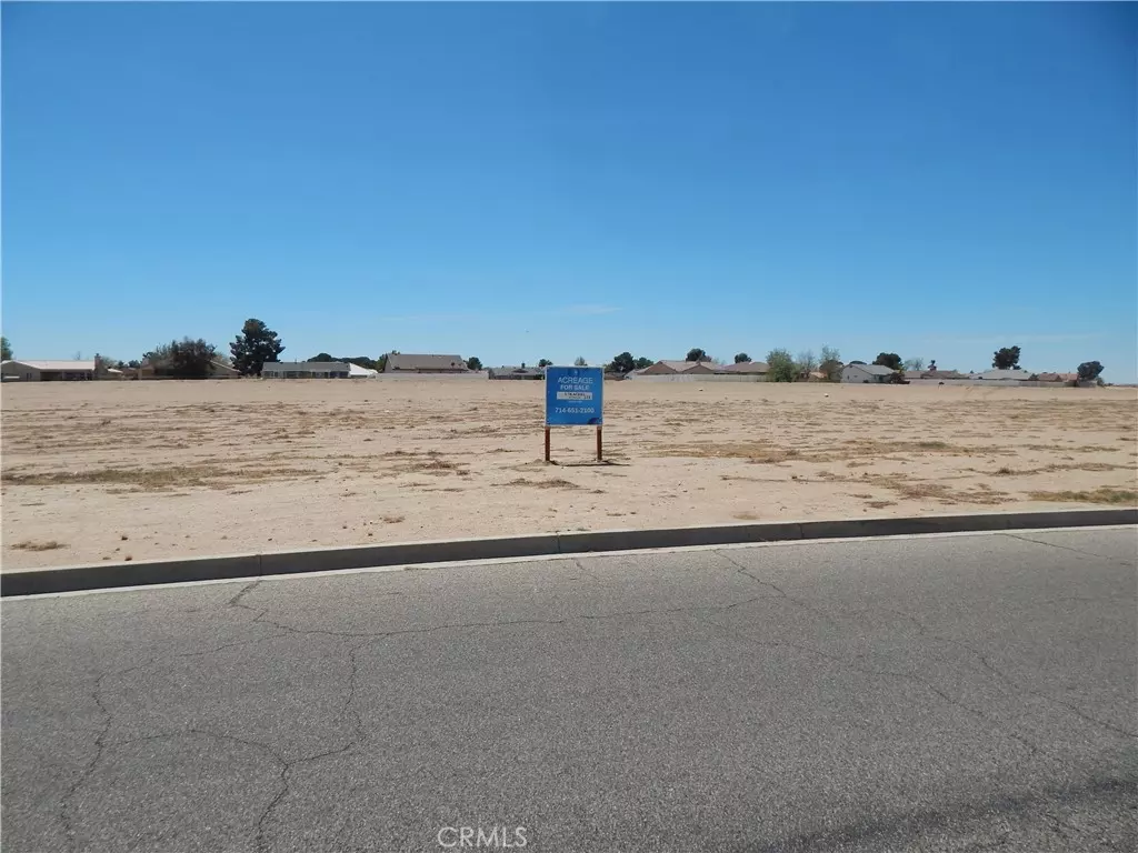 Helendale, CA 92342,0 Chaparral LN