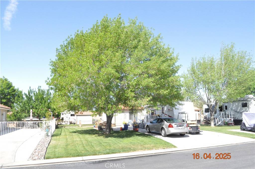 Apple Valley, CA 92308,11624 Ridgemark RD