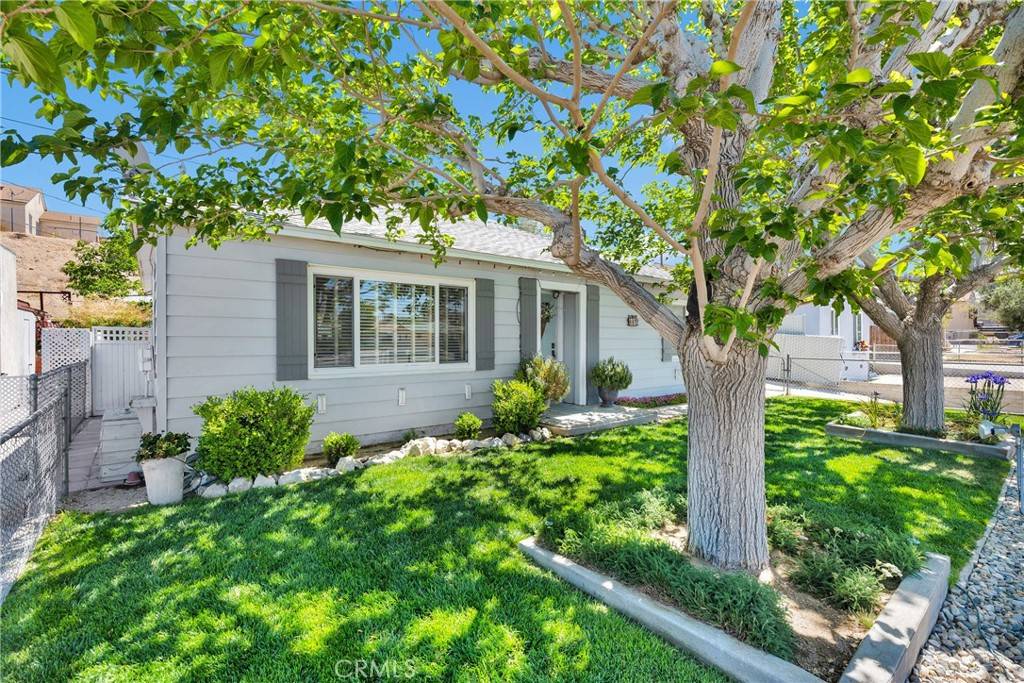 Barstow, CA 92311,697 S 2nd AVE