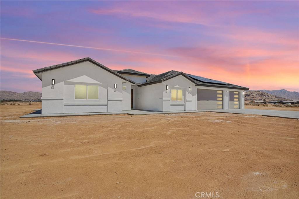 Apple Valley, CA 92307,23420 Klickitat AVE