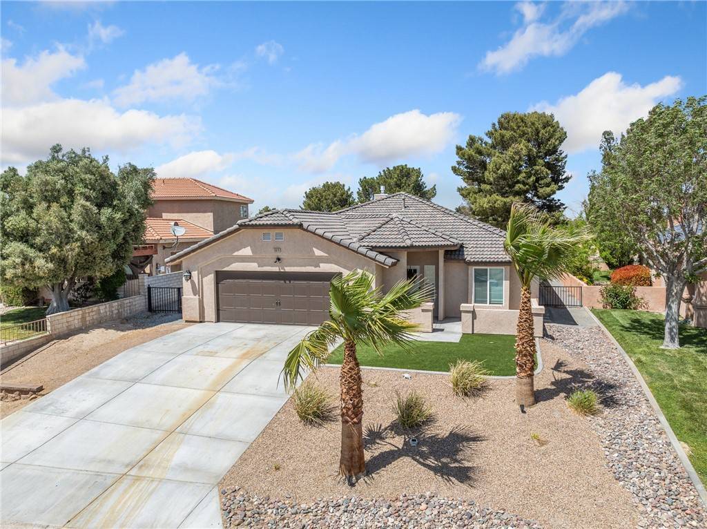 15070 Shady Elm LN, Helendale, CA 92342