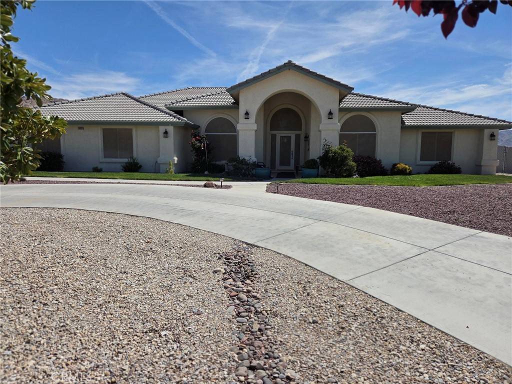 16635 Century Plant RD, Apple Valley, CA 92307