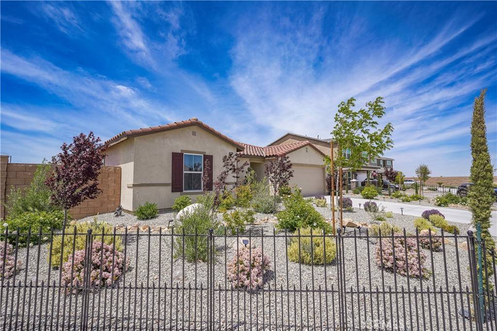 11636 Halter ST, Victorville, CA 92392